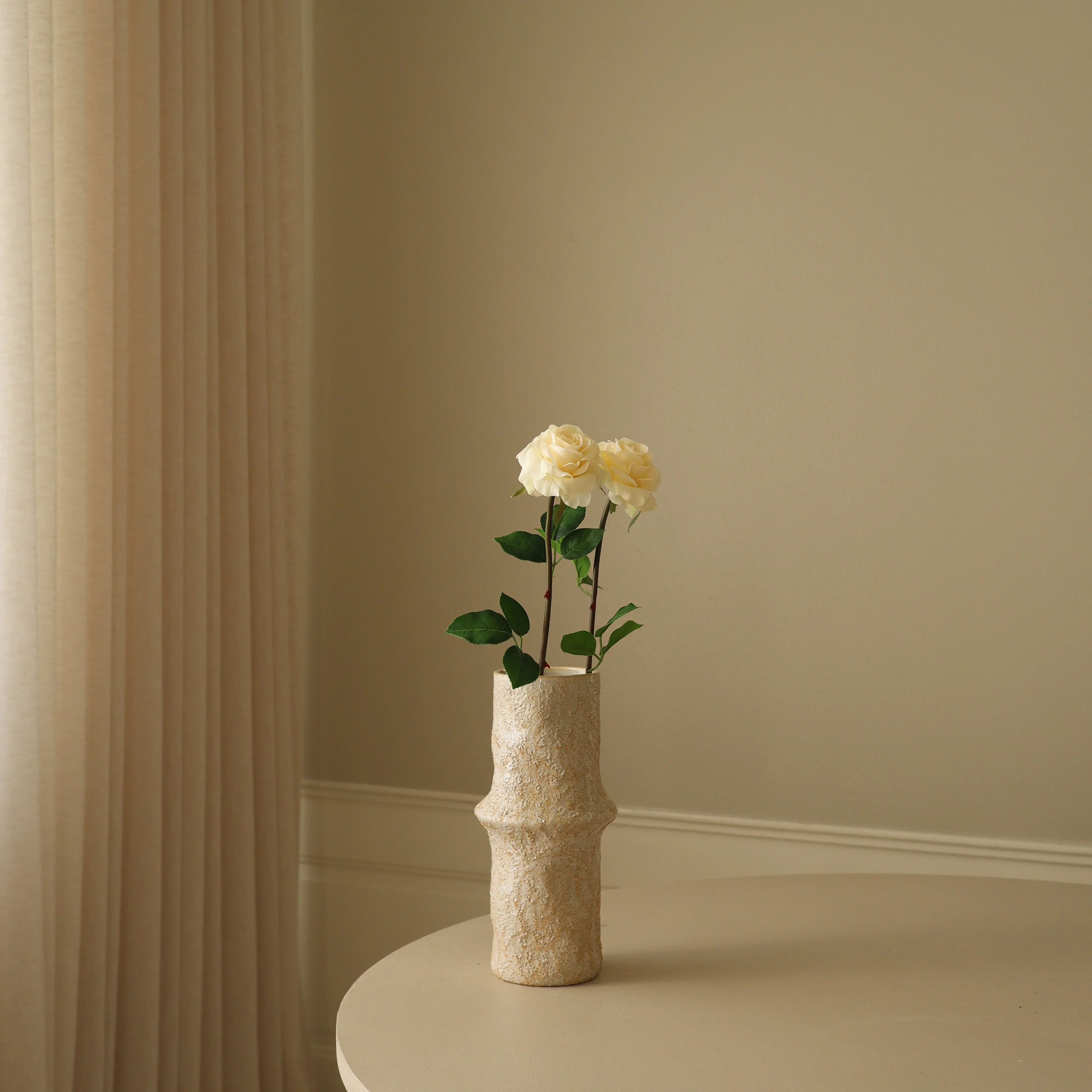 Cream Medium Stem Garden Rose - Image 3